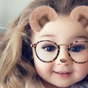 Meet your Posher, Mia